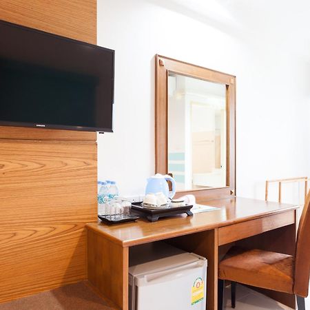 We Briza Hotel Chiangmai Chiang Mai Dış mekan fotoğraf
