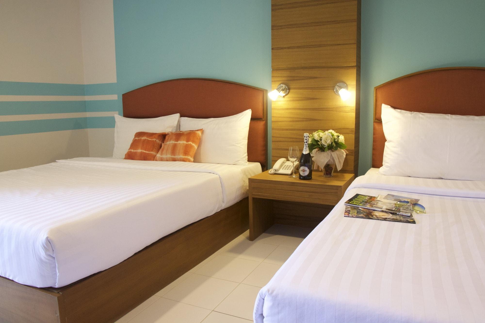 We Briza Hotel Chiangmai Chiang Mai Dış mekan fotoğraf