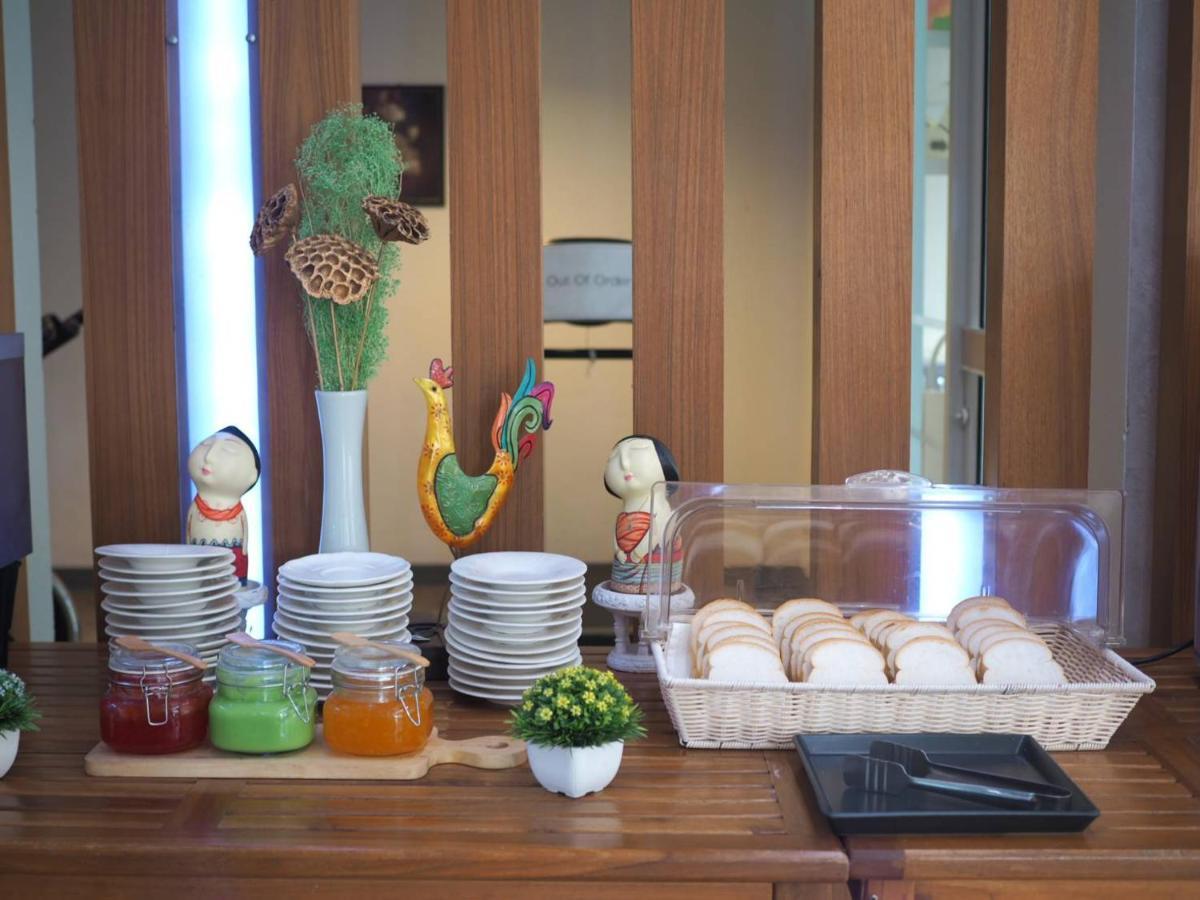 We Briza Hotel Chiangmai Chiang Mai Dış mekan fotoğraf