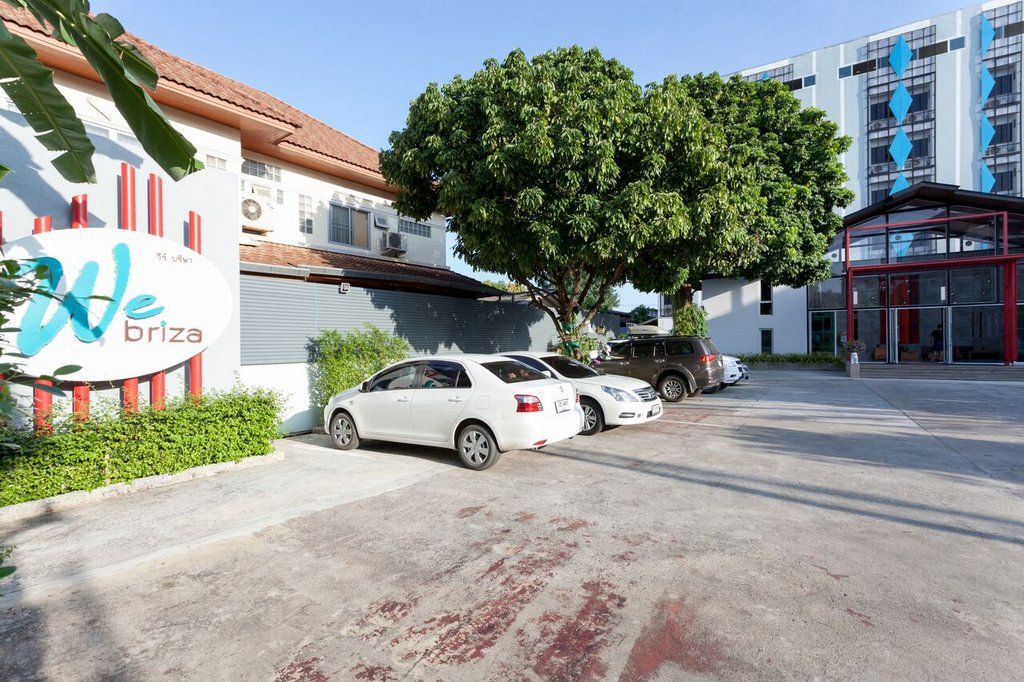 We Briza Hotel Chiangmai Chiang Mai Dış mekan fotoğraf